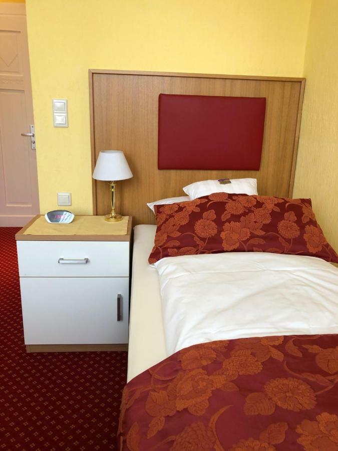Thermen Hotel Pension Villa Holstein Bad Salzuflen Kültér fotó
